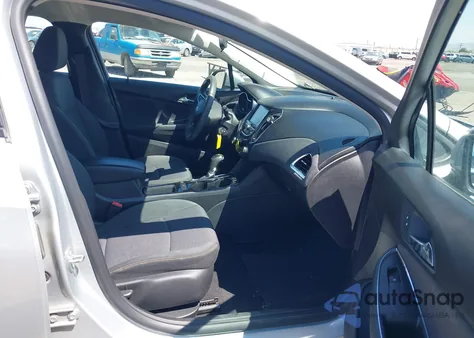 2017 Chevrolet Cruze Ls Auto z USA, uszkodzony, nr VIN 1G1BC5SM4H7175909